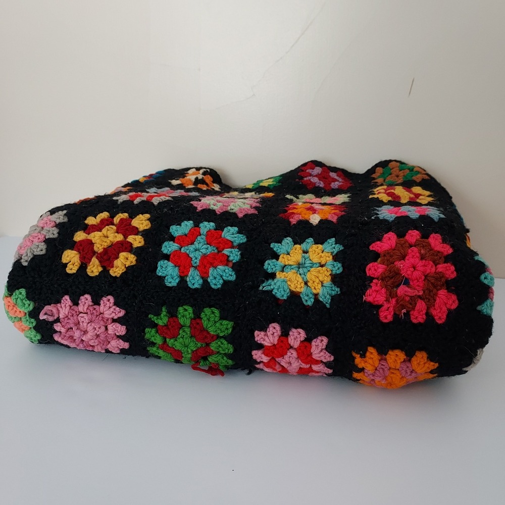 Vtg Handmade Granny Square Crochet Blanket Afghan 70s Cabin Cottage Core Throw